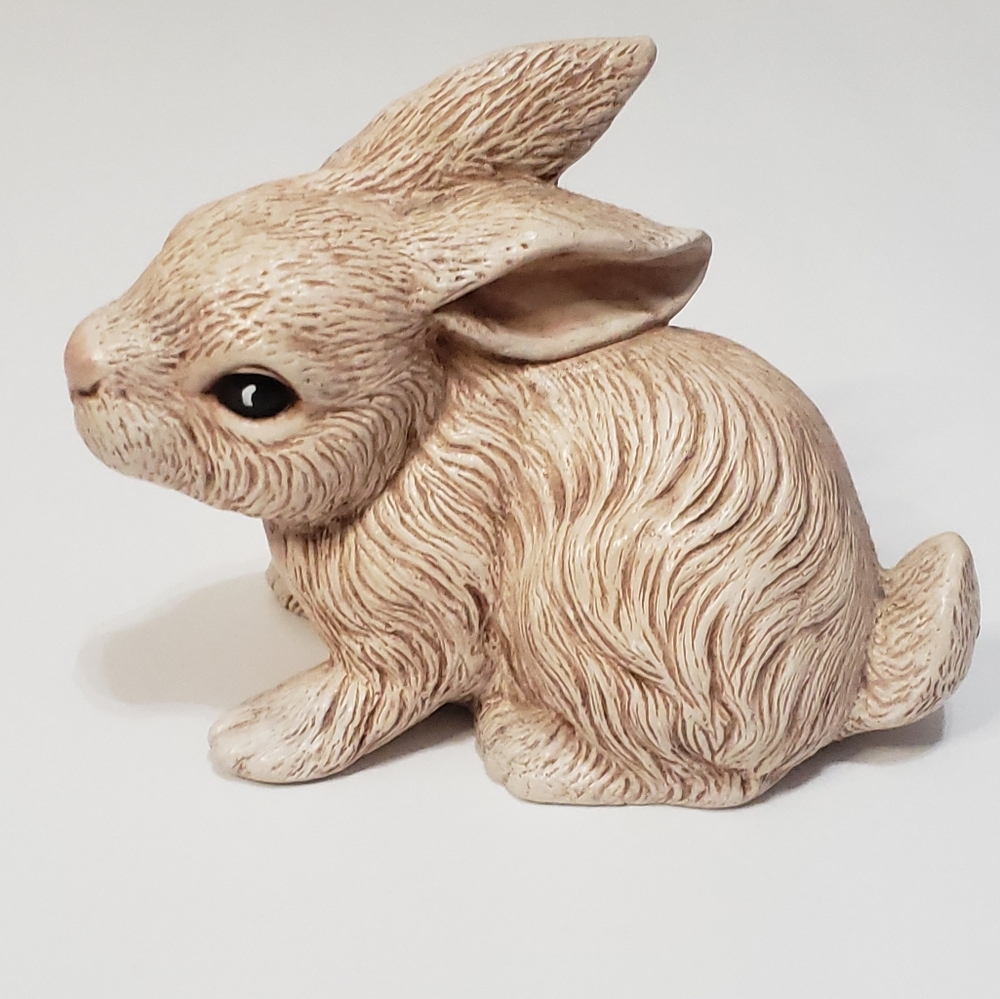 VTG Ceramic Figurine Rabbit Signed Scioto 85 Decor Bunny